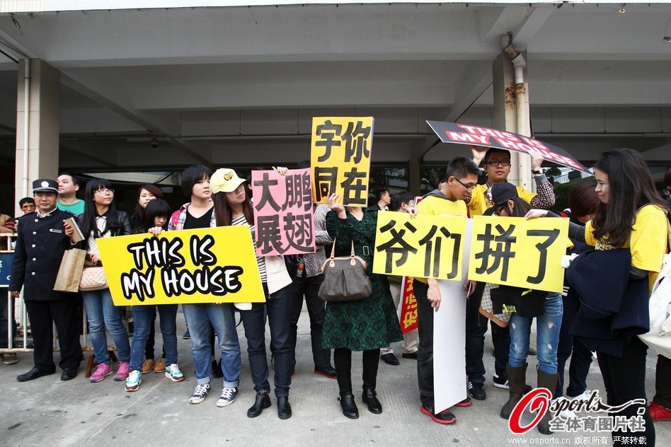 埃澤今年英超參與18球，同期僅少于哈蘭德、薩拉赫、姆伯莫