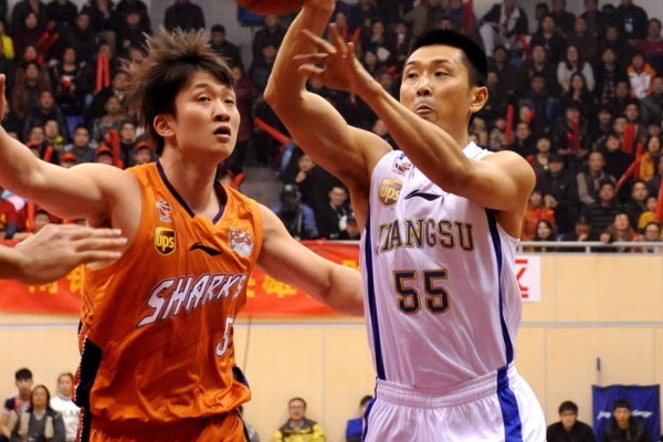 西部焦點(diǎn)戰！Shams：掘金非常樂(lè )觀(guān)戈登明天NBA杯能夠出戰火箭