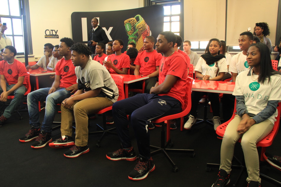 馬卡：曼聯(lián)堅持對安東尼只賣(mài)不租，貝蒂斯考慮購買(mǎi)球員部分所有權