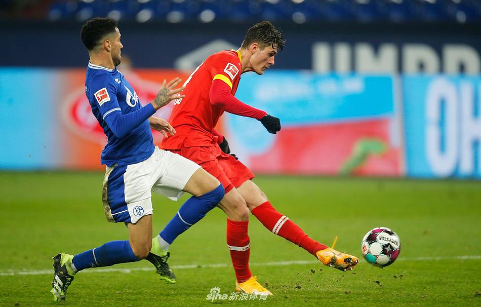 記者：曼聯(lián)有信心在未來(lái)兩天內敲定拉門(mén)斯的轉會(huì )