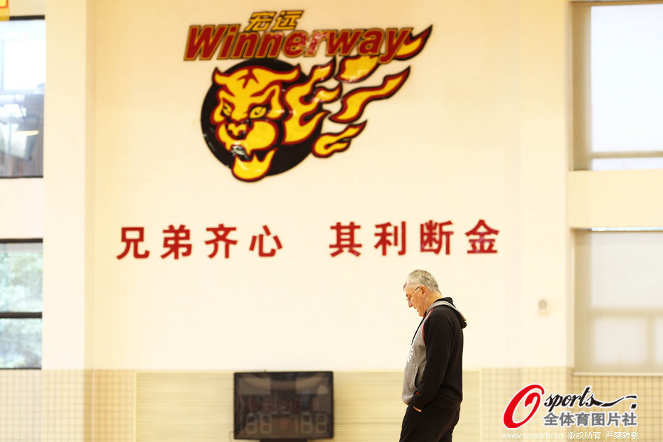 2025年11月28日歐聯(lián)杯比爾森勝利vs弗賴(lài)堡直播【24直播網(wǎng)】