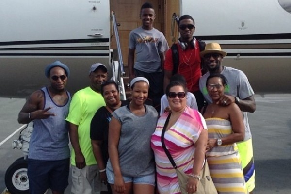 《無(wú)主之地4》大量玩家誤操作售貨機痛失傳奇武器