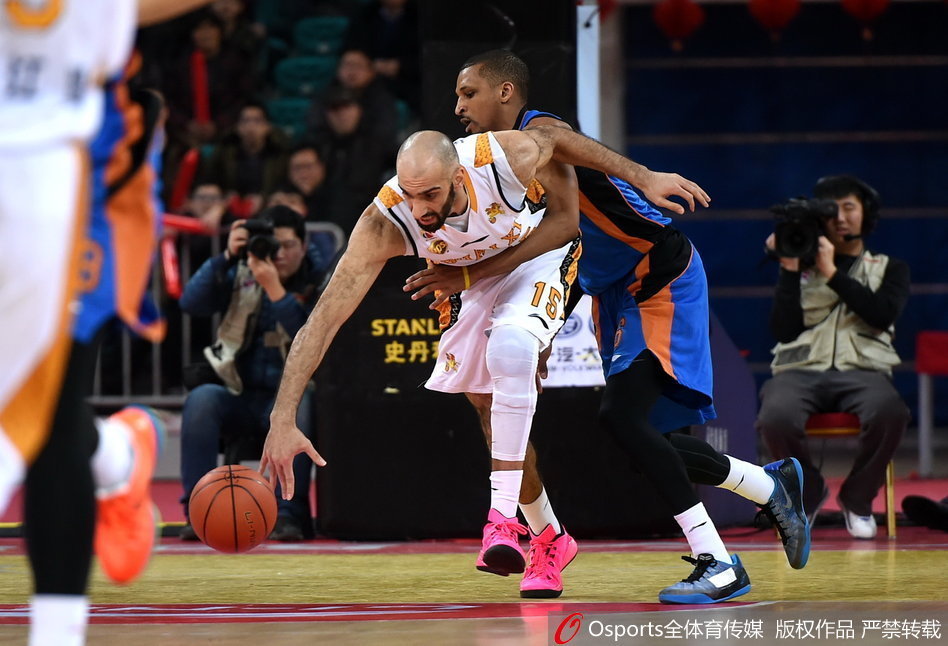 01月08日 CBA常規賽 新疆vs同曦 全場(chǎng)錄像回放