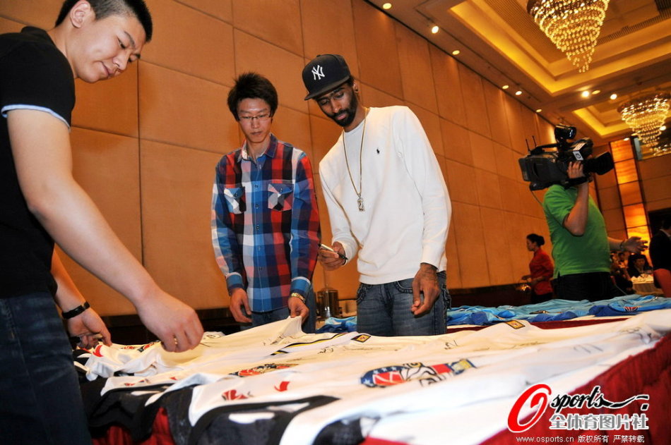 越來(lái)越近了！金球獎官推曬海報：距離頒獎典禮還剩10天！地精殺手                                                                2025-