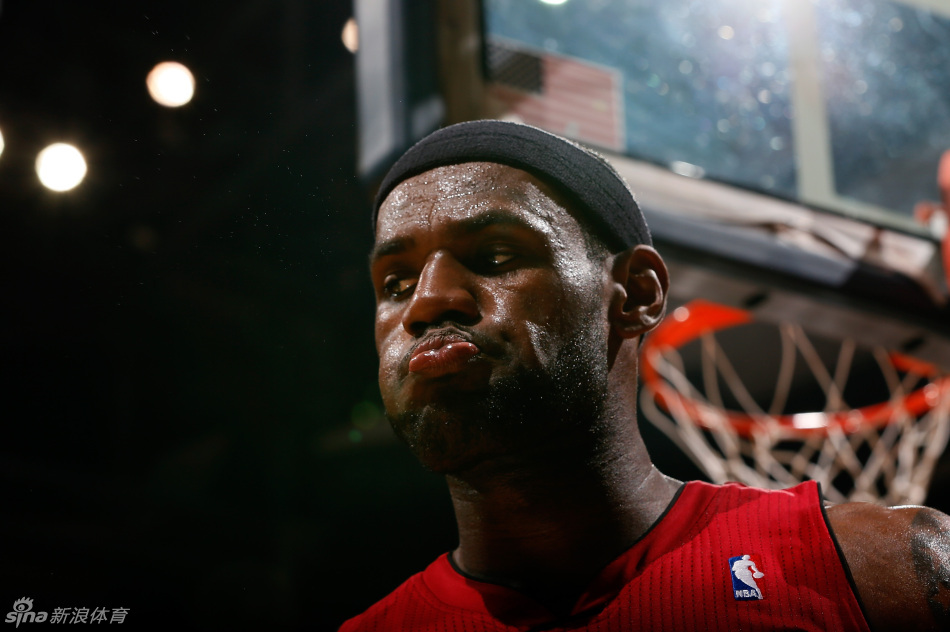 01月08日 NBA常規賽 湖人vs獨行俠 全場(chǎng)錄像回放