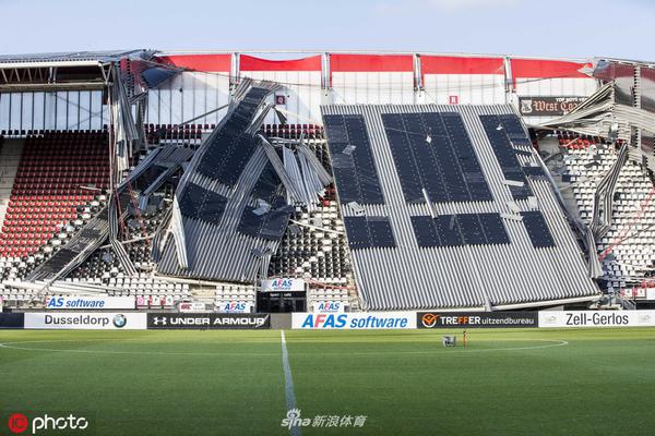 穩！卡埃比頭球攻門(mén)，盧寧再次關(guān)鍵撲救