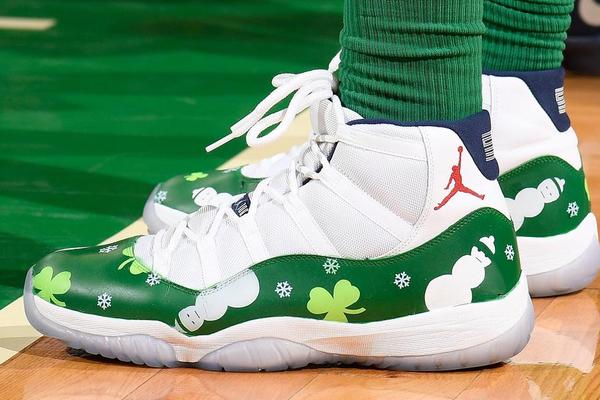 好機會(huì )??！韋世豪精妙分球，德?tīng)柤佣鄮蚪邓?一腳打門(mén)被封堵