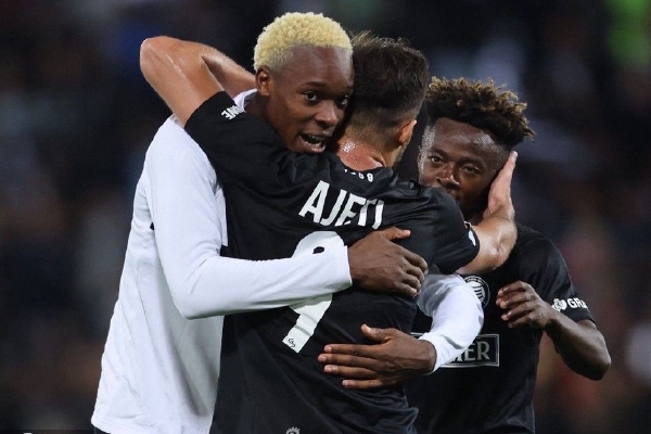 手感冰涼！米切爾半場(chǎng)11投僅3中拿到7分 三分7中1