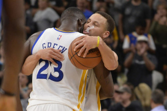 索蘭克單刀破門(mén)，VAR介入后裁判判罰越位在先