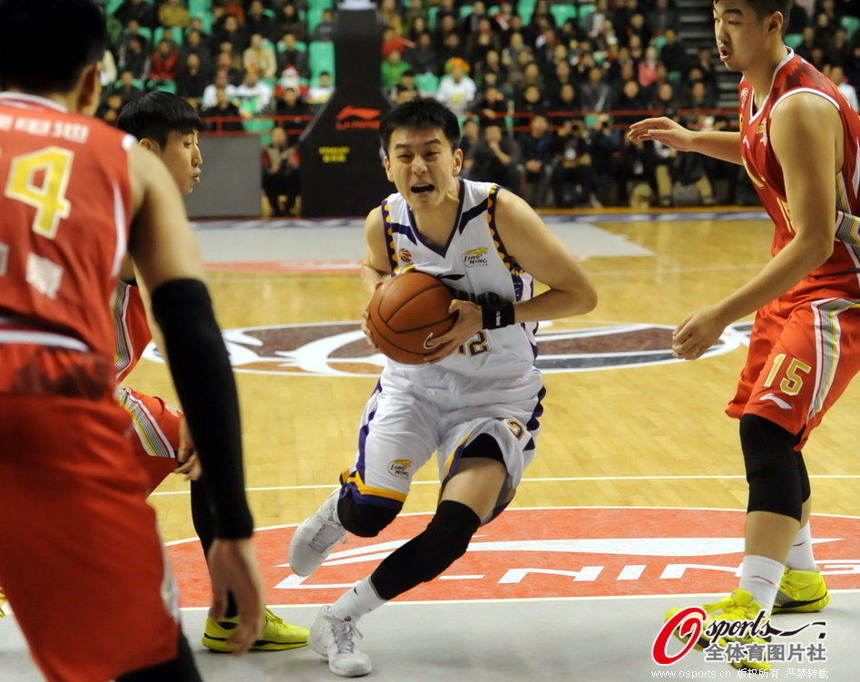 德天空：曼城越來(lái)越接近簽下雷斯，交易尚未完成但很可能達協(xié)議