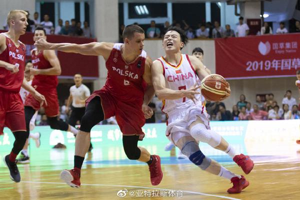 庫&巴合砍67分！魔術(shù)體型&運動(dòng)天賦碾壓勇士 青黃不接就只能啃老