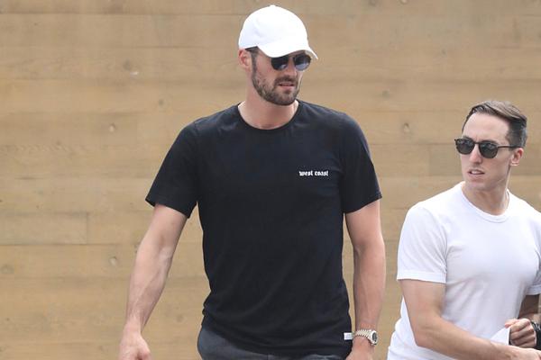 首次造訪(fǎng)熱刺新球場(chǎng)，亨利：以前常在老球場(chǎng)贏(yíng)球 不過(guò)感覺(jué)還不錯