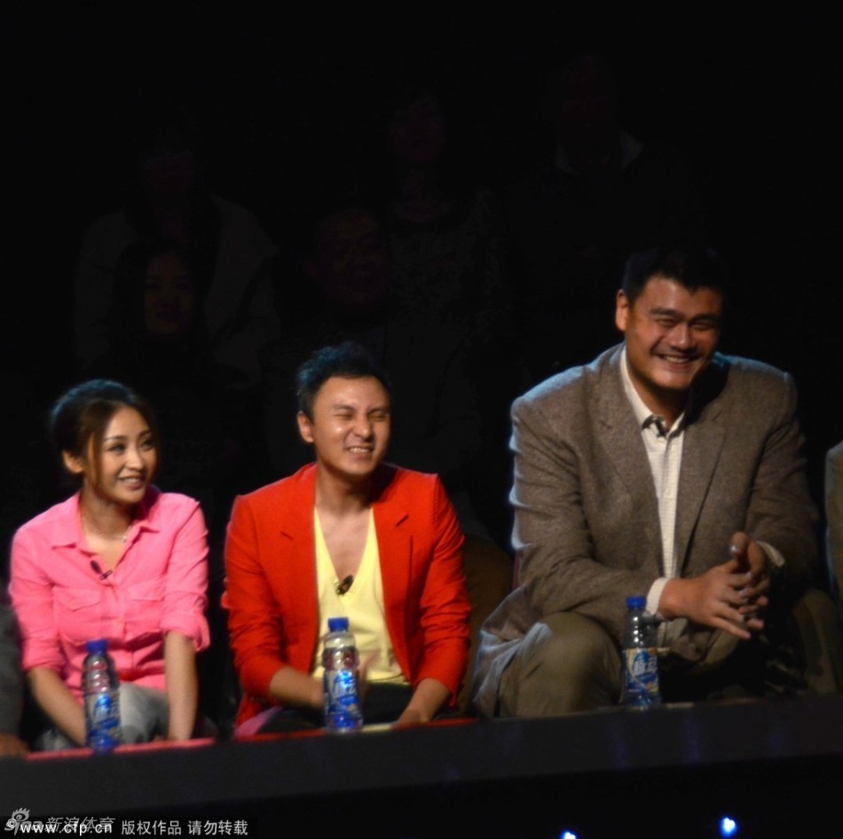 予取予求！恩比德21中12砍全場(chǎng)最高37分外加9板 罰球13中12