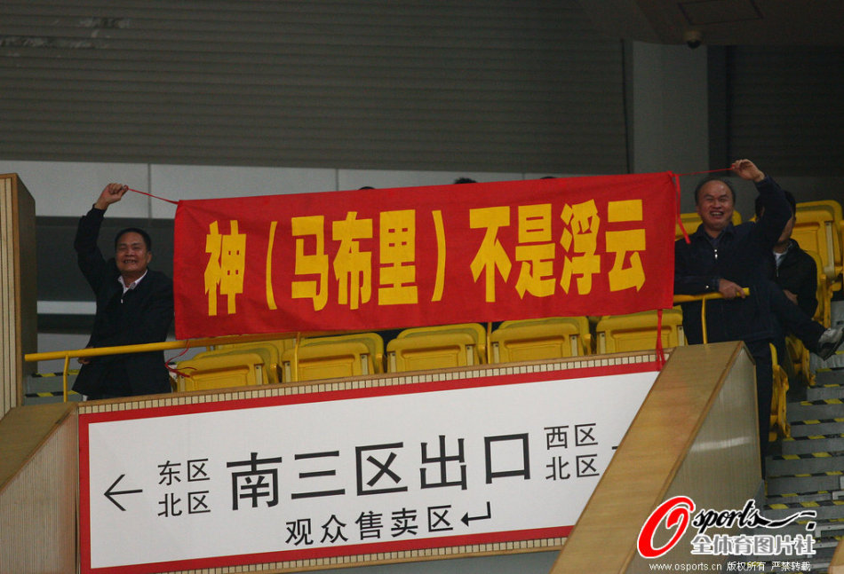 克萊談科比：他是我們這個(gè)時(shí)代的喬丹，全球影響力僅次于MJ