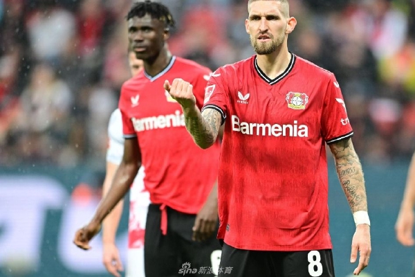 顏駿凌代表海港第350次出場(chǎng)，總撲救和零封場(chǎng)次同期中超第一