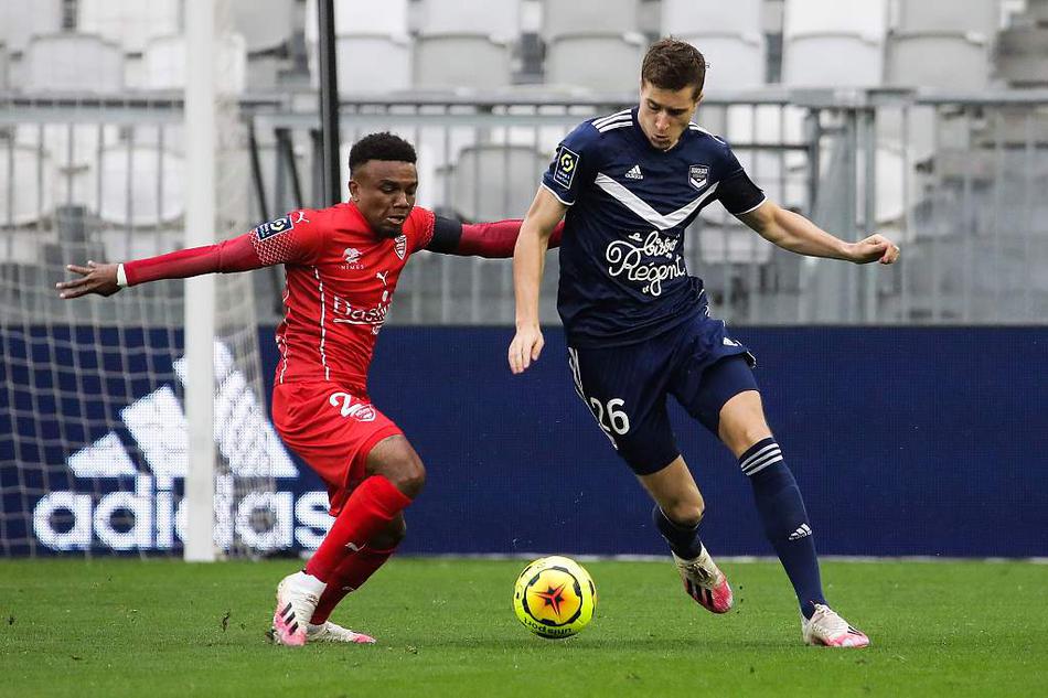 不在狀態(tài)！馬瑟林半場(chǎng)8投僅2中拿到5分2板2助 正負值