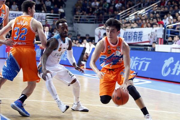 衛報：塞梅尼奧將和曼城簽約5年，基本周薪15萬(wàn)鎊+獎金