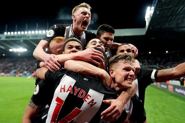 木筏生存多人好玩嗎 木筏生存多人玩法簡(jiǎn)介