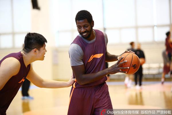 每體：特爾施特根傷愈復出，他的實(shí)際恢復情況與巴薩醫療報告一致