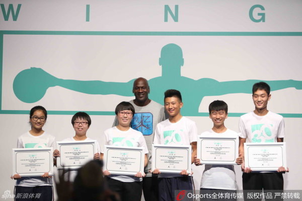 德羅西：我在熱那亞找到了歸屬，只要能贏(yíng)球就能滋生偉大的愛(ài)