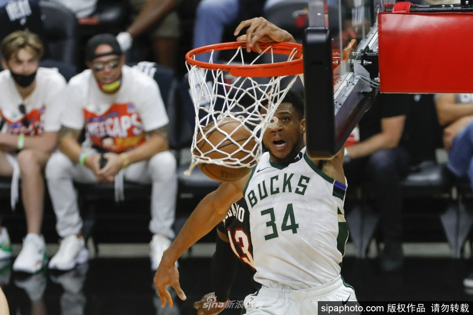 2025年丹麥足球先生三人候選：弗羅霍爾特、尤爾曼、霍伊別爾