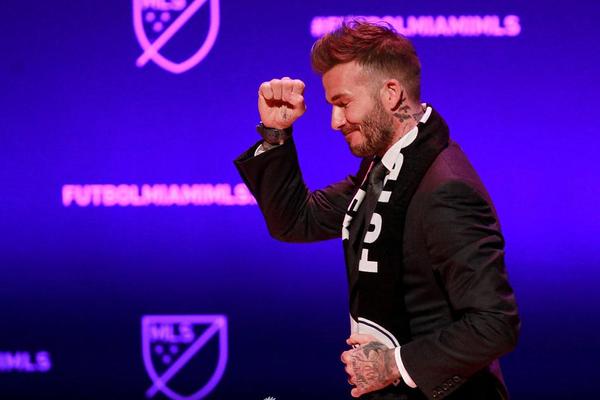 交錯戰線(xiàn)300抽怎么分配最好