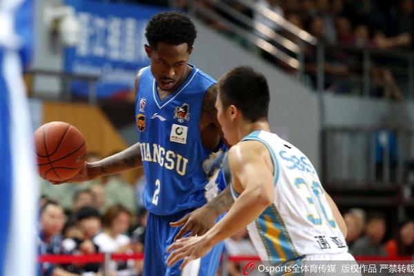 直播吧10月30日訊 今日名記Brian Windhorst在《NBA TODAY》節目中評出了自己心目中新賽季首周實(shí)力Top5。這5支球隊分別是：雷霆、掘金、勇士、騎士和馬刺。