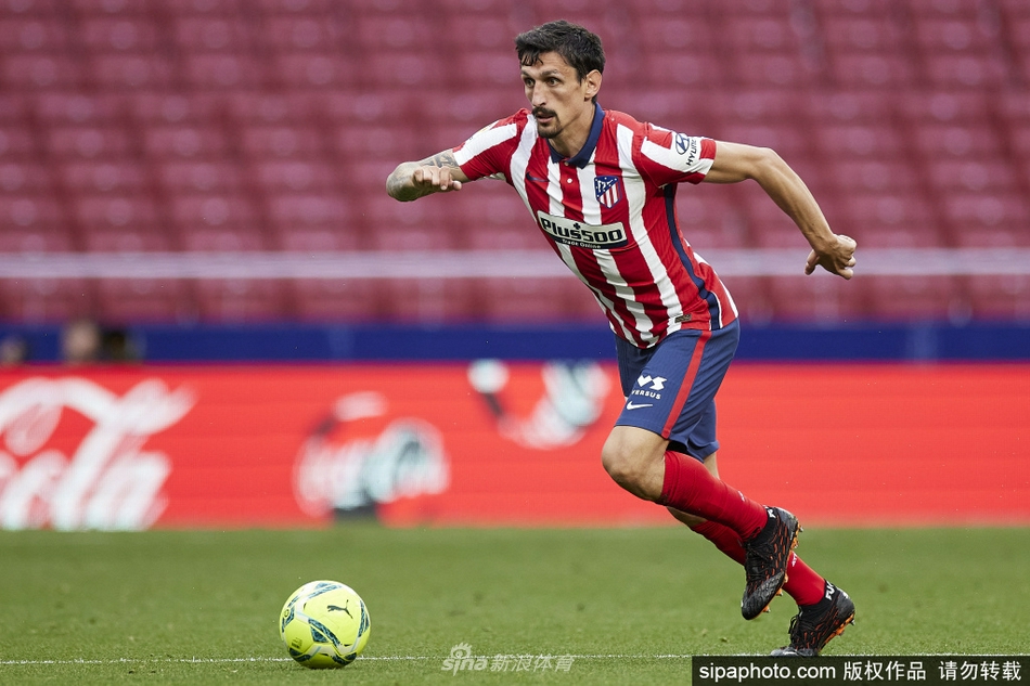 進(jìn)攻乏力！半場(chǎng)雄鹿首發(fā)5人合計僅拿到19分 特納8分最高