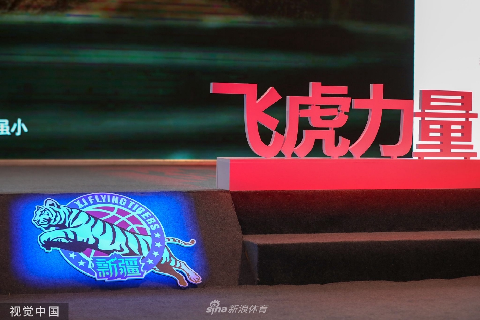 火掘裁判報告：加時(shí)2次錯判1次漏判均不利火箭 阿門(mén)對穆雷沒(méi)犯規!