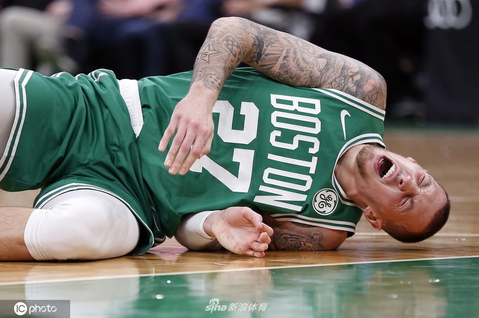 導讀：最近很多玩家都在關(guān)注名動(dòng)九州箓這款手游，想知道具體的公測時(shí)間，名動(dòng)九州箓會(huì )經(jīng)過(guò)封測、刪檔內測、不刪檔測試到最終的公測等幾個(gè)測試階段，才會(huì )正式上線(xiàn)名動(dòng)九州箓安卓或iOS版本，有很多玩家就會(huì )問(wèn)小編名