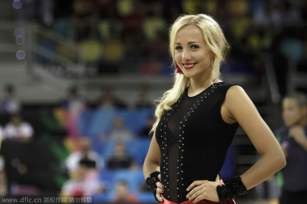 [流言板]內線(xiàn)大閘！祖巴茨半場(chǎng)6中4，得到10分8籃板1助攻1搶斷2蓋帽