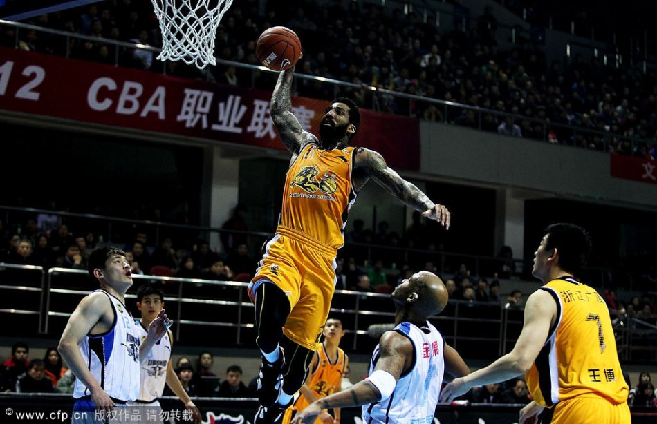 繼續合作！外援約克抵達杭州 浙江男籃官博：歡迎回來(lái)約老師