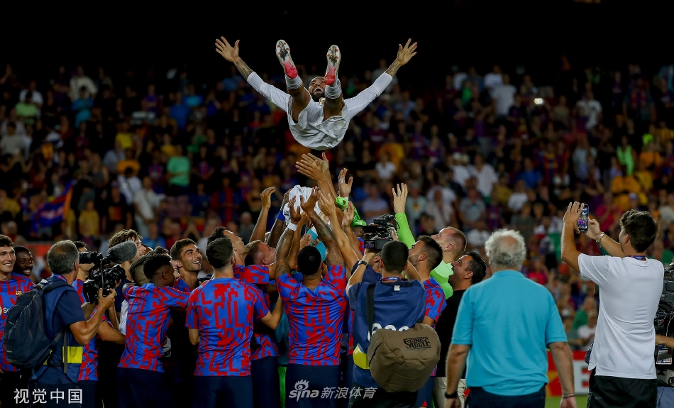 郵報：如果未能簽下馬倫，維拉有意引進(jìn)米蘭邊鋒丘庫埃澤