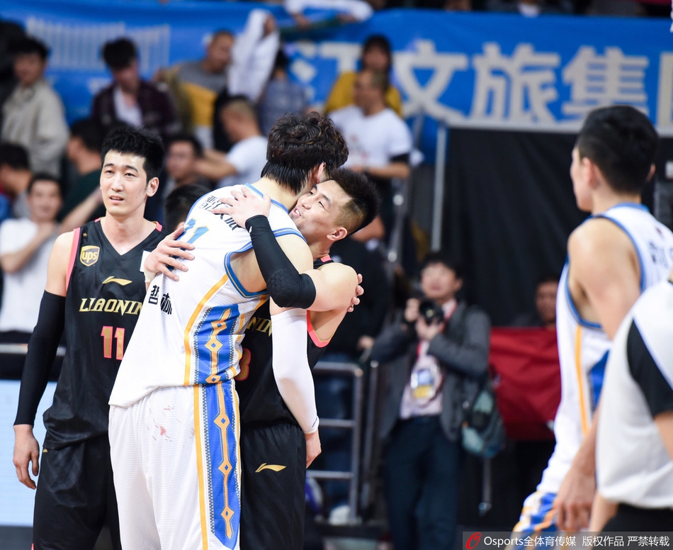 投籃靠譜！4號秀克尼佩爾5記三分球拿下19分3板4助1斷