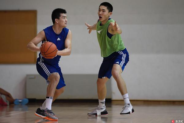 羅馬諾：除了在談卡薩迪之外，那不勒斯還有意里爾隊哲格羅瓦