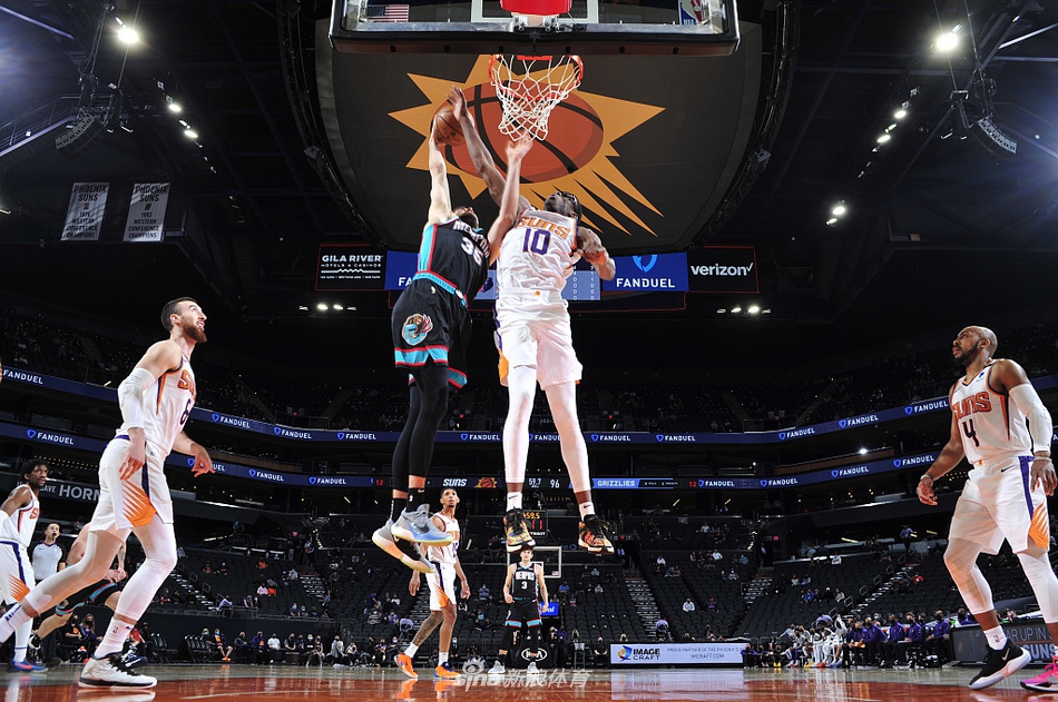 [流言板]接管比賽！布倫森全場(chǎng)砍下38分5籃板4助攻2搶斷