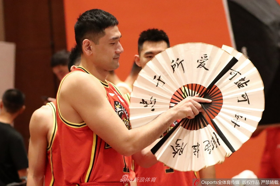 只給錢(qián)不指手畫(huà)腳 拉瑞安感謝騰訊支持《博德之門(mén)3》