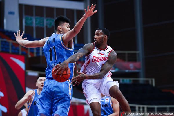 18歲341天，貝里瓦爾是自貝爾之后聯(lián)賽杯破門(mén)最年輕熱刺球員