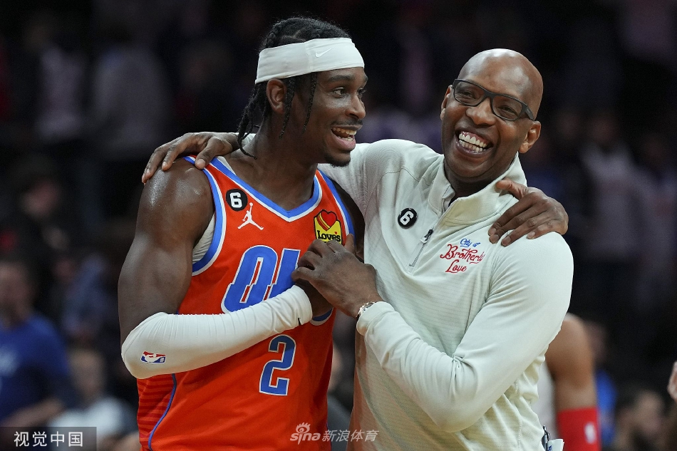 拜仁官方：比朔夫因闌尾炎手術(shù)將缺席對陣萊比錫的比賽