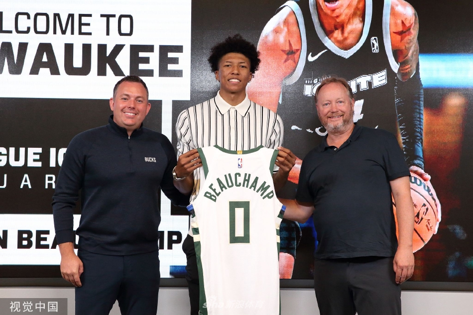 向僵尸開(kāi)炮十一月碧海涼夏兌換推薦