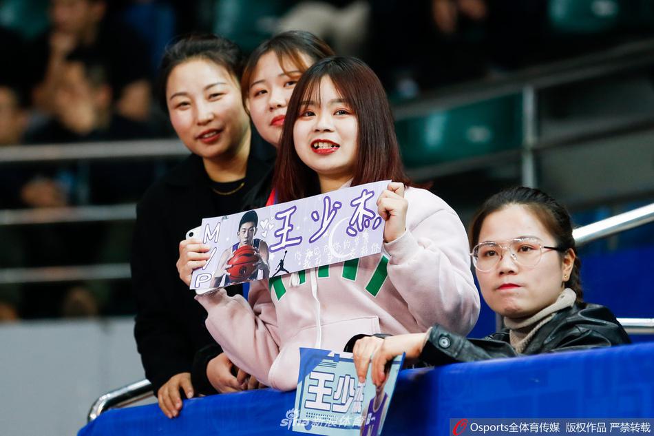 迪馬濟奧：瓦諾利今日抵達佛羅倫薩，簽約至賽季結束+續約選項