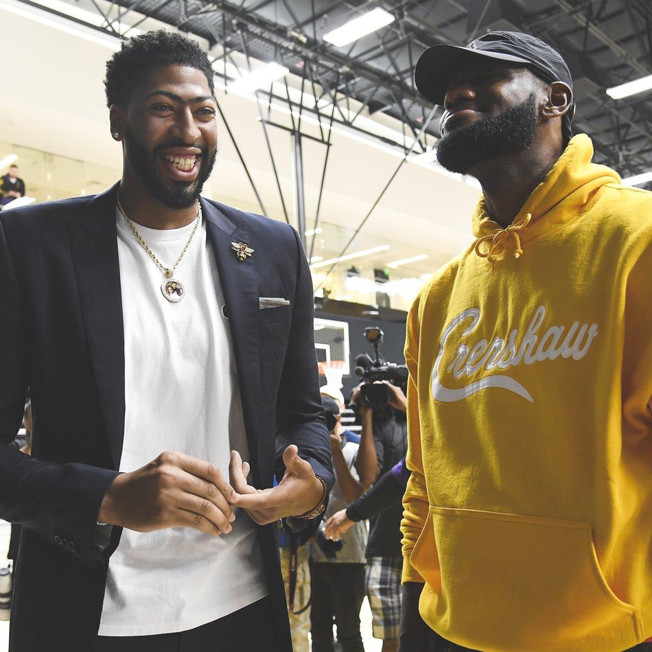 羅馬諾：沙特仍想簽下B費 會(huì )在明年世界杯后再?lài)L試