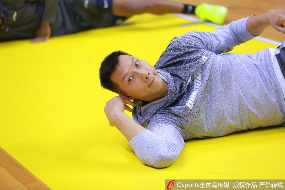 主場(chǎng)蜇人！本賽季布倫特福德英超主場(chǎng)僅輸曼城，戰勝利物浦、曼聯(lián)