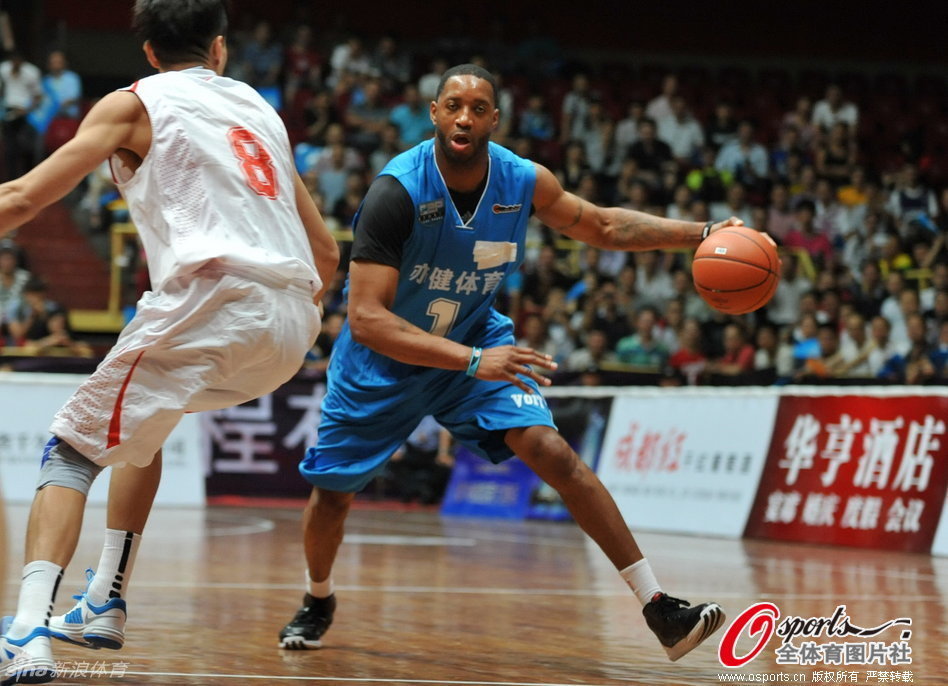 熱刺門(mén)將金斯基本場(chǎng)數據：6次撲救完成零封，評分8.5分最高