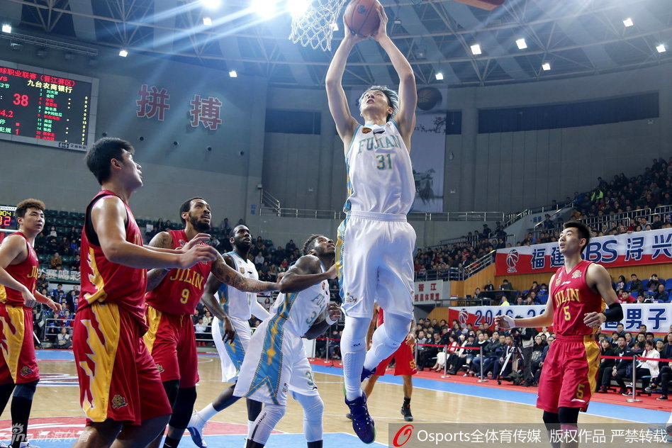 本賽季雷霆常規賽未輸給過(guò)東部球隊，騎士未輸給過(guò)西部球隊