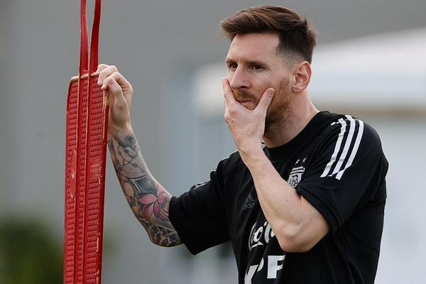 孔塞桑：我最難忘的成就是作為球員，2000年隨拉齊奧贏(yíng)得意甲冠軍