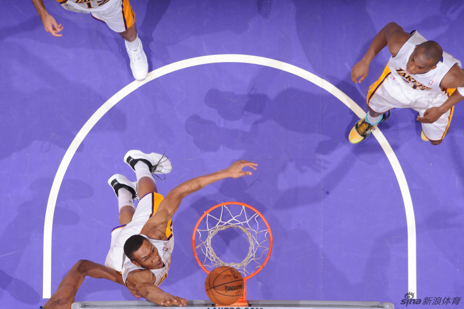 滑哥別畫(huà)餅！喬治：準備強勢回歸！這賽季絕不會(huì )讓中國球迷失望！