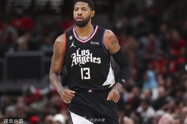 拉塞爾被交易后，尼克