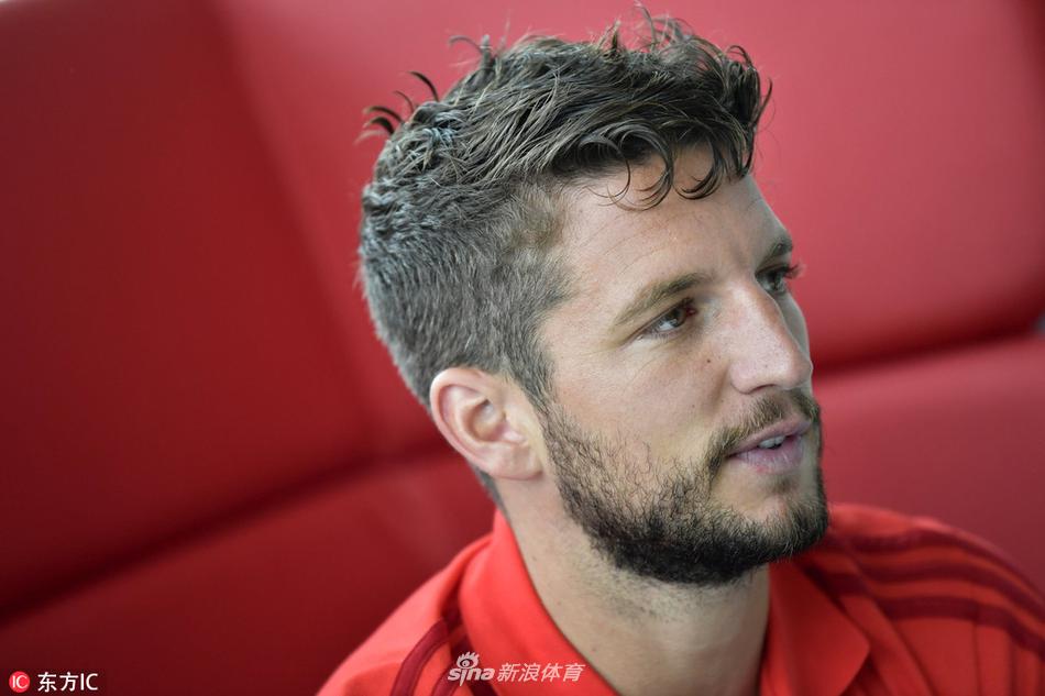 LOL云頂之弈槍盜流陣容玩法介紹 打造槍盜流陣容