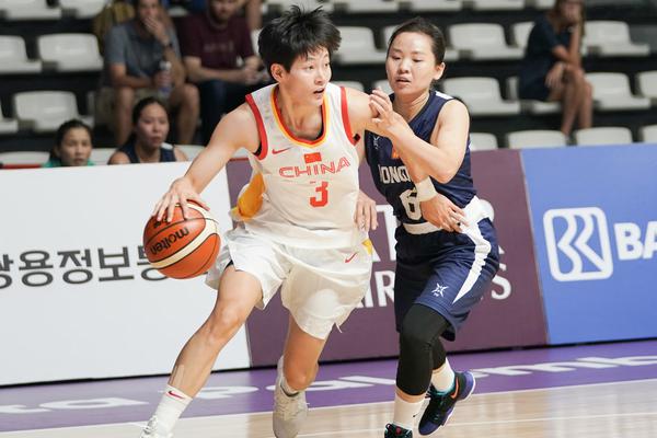 奧利斯vs門(mén)興數據：4次關(guān)鍵傳球，對抗8勝6，制造1個(gè)點(diǎn)球